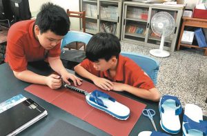 研究鞋底摩擦力 小學生抱回科學競賽亞軍